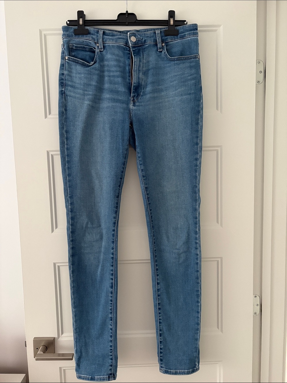 Uniqlo Women's Medium Blue Skinny Jeans